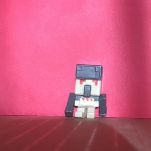 Minecraft mini figure